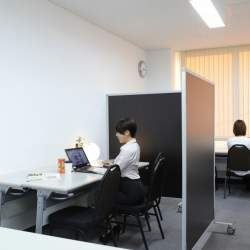 WEB会議室の場所探しに悩む方必見!予約なしでWEB会議室の一時利用が出来るサービス「ひとり会議室」の提供が開始