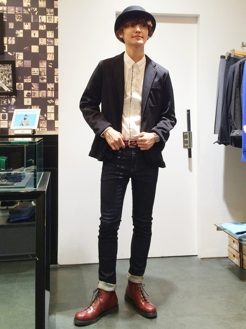 真の洒落男が着こなす「ジャケット×ジーンズ」:本当の“かっこいい”を魅せる、ジャケジーのコーデ術 12番目の画像