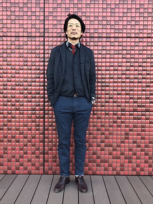 真の洒落男が着こなす「ジャケット×ジーンズ」:本当の“かっこいい”を魅せる、ジャケジーのコーデ術 15番目の画像
