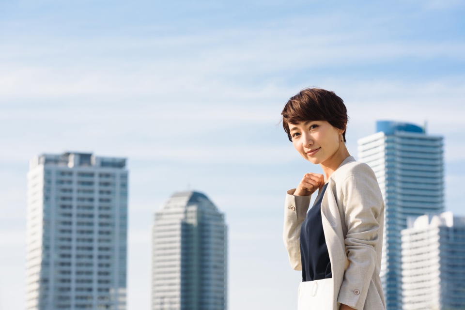 「お疲れ様です」と「ご苦労様です」の意味の違いは?目上に使うのはNG?【ビジネスシーンの敬語マナー】 4番目の画像