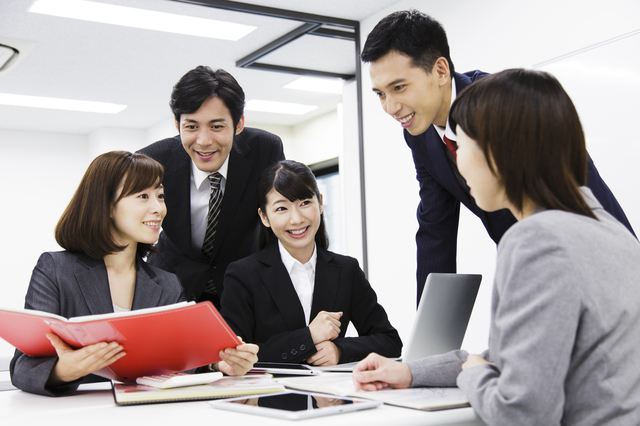 「お気をつけて」だけはNG?外出や出張に行く上司に対する正しい敬語の使い方 4番目の画像