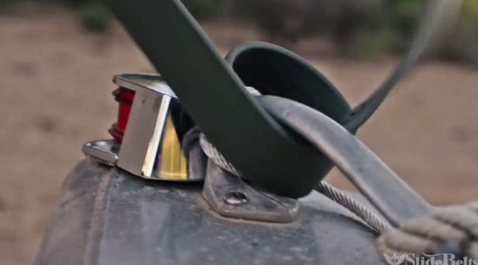 GPS搭載、火起こしやナイフもついてるクールなサバイバル用ベルト「Survival Belt」 7番目の画像