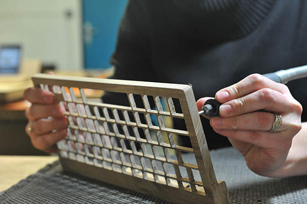 完全オーダーメイドの木製キーボード！フランスの職人が全て手造するキーボードがカッコいい。 4番目の画像