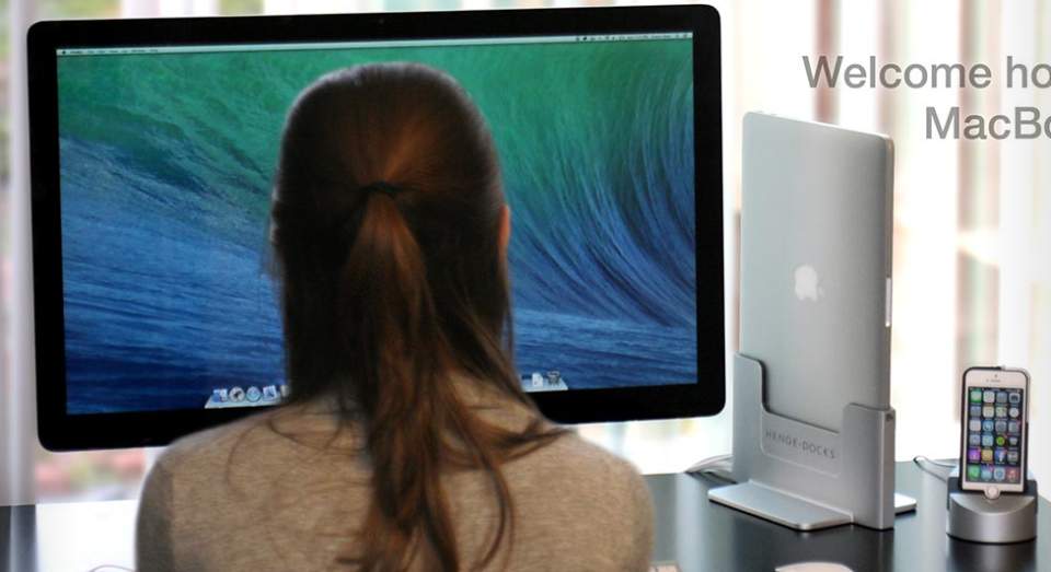 Macのクラムシェルモードをお洒落に！海外で発売中のMacスタンドがスタイリッシュでイイ感じ 1番目の画像