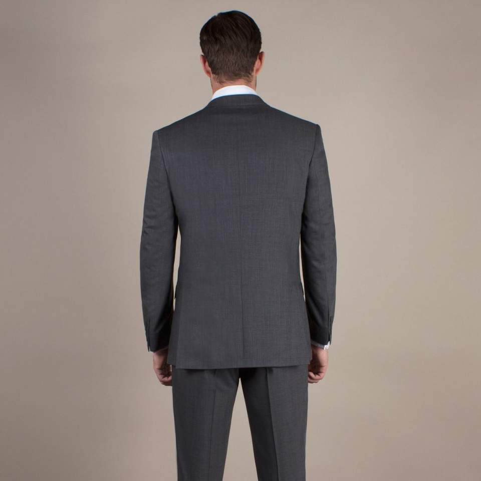全ての男性ビジネスパーソン必見！知っておくとちょっと得するスーツの着こなし5つのルール 5番目の画像