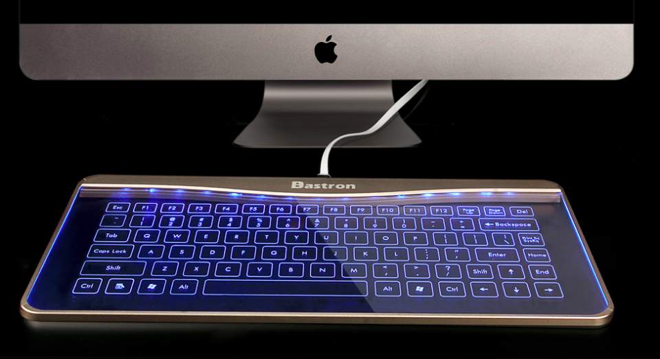 これが近未来のキーボードの形？　厚さ5mmで透明、ジェスチャー操作にも対応 3番目の画像