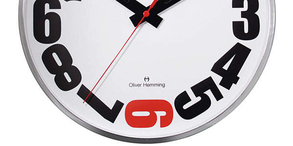 おしゃれな掛け時計が部屋を明るく彩る。デザインの優れた掛け時計5選 2番目の画像