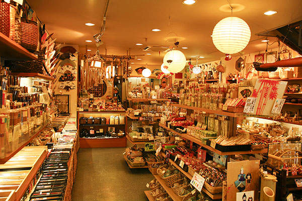 お洒落は服だけじゃない。ライフスタイルを彩る、絶対にチェックしておきたい「東京の雑貨屋」 1番目の画像