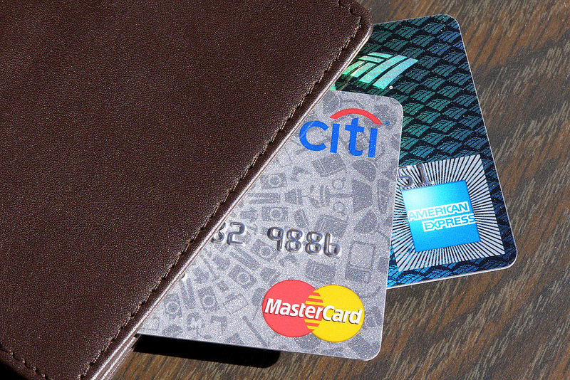 クレジットカードのサイズやサイン、仕様って会社で違うの？　クレジットカードの秘密に迫る。 1番目の画像
