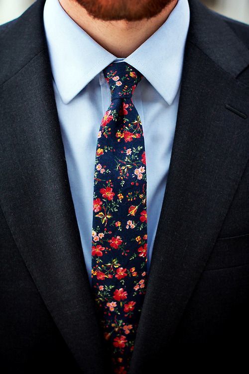 ネクタイが彩る、魅惑のネイビースーツコーデ集：“いつも”を変えるたった4つのテクニック 12番目の画像