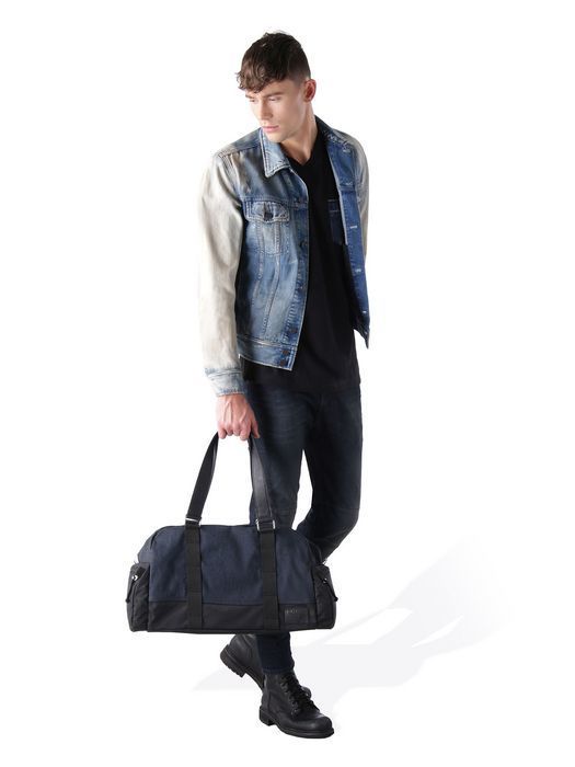スタイリッシュで機能的な「ディーセルのメンズバッグ」：5つのタイプ別人気バッグ 6番目の画像