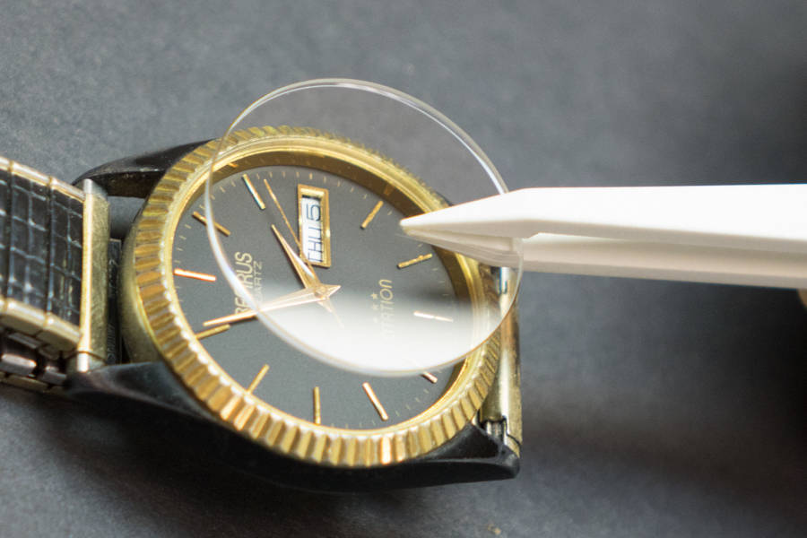 お気に入りの腕時計のガラス、傷ついてない？　腕時計のガラス交換の基礎知識 2番目の画像