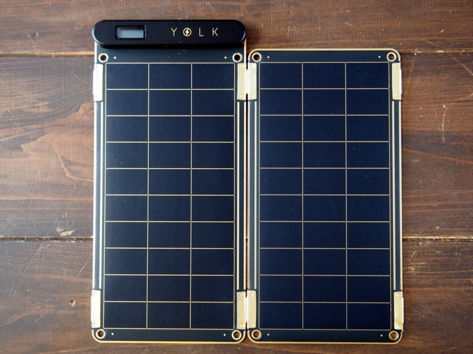 太陽光で充電可能で災害時も安心！スマホに使えるソーラー充電器「Solar Paper」レビュー 1番目の画像