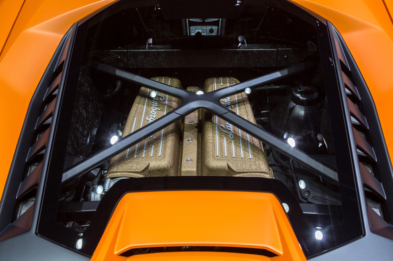 量産車世界最速！ランボルギーニ新型「ウラカン・ペルフォルマンテ」は2017年夏頃から納車スタート 6番目の画像