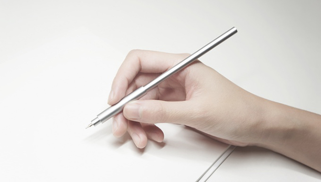 数々のデザイン賞を受賞した、驚愕の細さのペン「Pen UNO」が比類なき書き味を提供する 1番目の画像