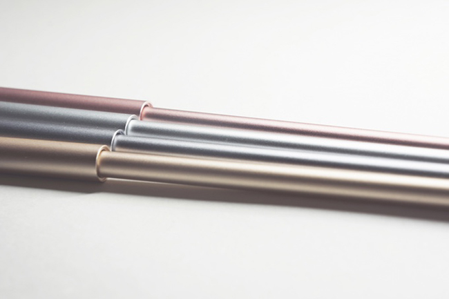 数々のデザイン賞を受賞した、驚愕の細さのペン「Pen UNO」が比類なき書き味を提供する 3番目の画像