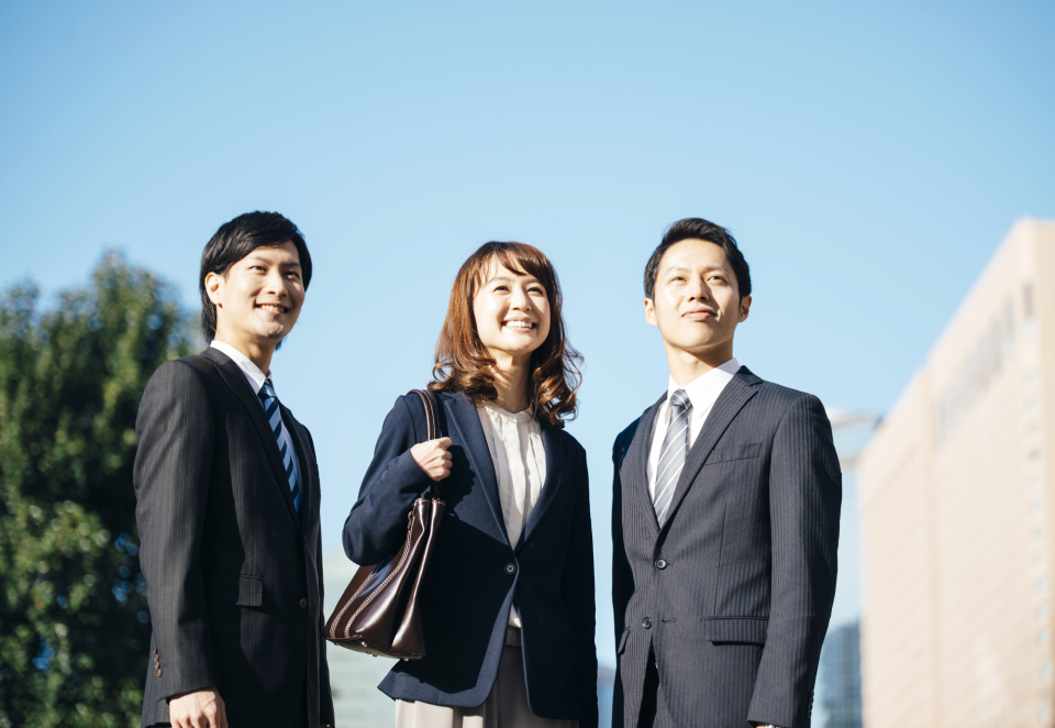 KDDI、ソフトバンク、NTT…日本のITを牽引する3社の入社式あいさつ 1番目の画像
