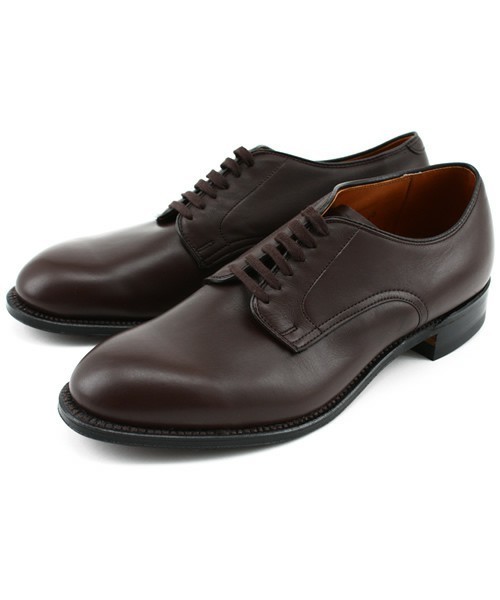 “革靴の種類”をシーン別に選ぶとき。ビジネスマンの足元を輝かせる、6つのおすすめの革靴 6番目の画像