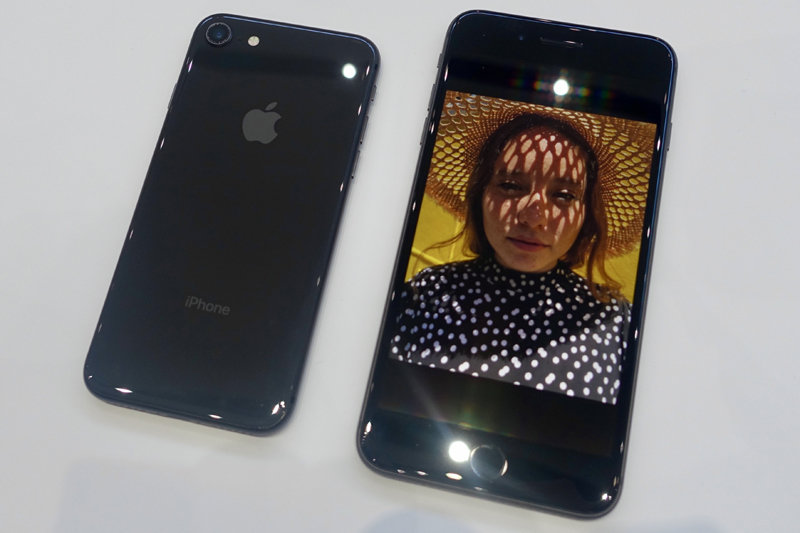 西田宗千佳のトレンドノート：アップルの今は「X」より「8」「Watch」から見えてくる 5番目の画像