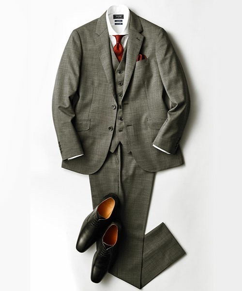 グレースーツと3種の神器「シャツ・ネクタイ・靴」の着こなし方：ワンランク上のおしゃれなスーツ姿へ 11番目の画像
