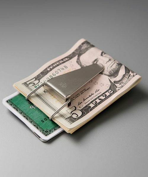 “財布”はこんなに薄くなる！スマートシンプルな大人の男のための「マネークリップ」特集 2番目の画像