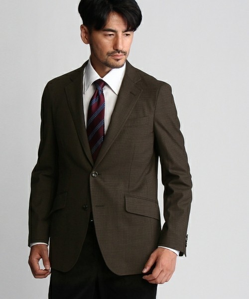 秋冬スーツの新定番「ブラウンスーツ」：ブラウンスーツのおしゃれな着こなしでワンランク上を目指す 6番目の画像