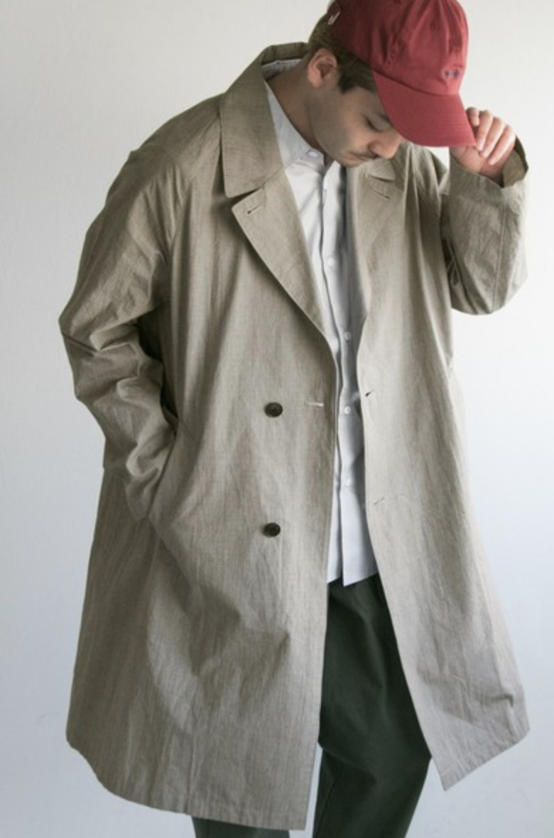 メンズスプリングコートの着こなし＆着回せるコートを選ぶコツ【ビジネス兼用】 1番目の画像