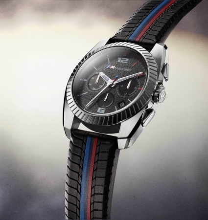 BMWのスポーツスピリットを反映。夏の腕時計コレクションが登場 1番目の画像