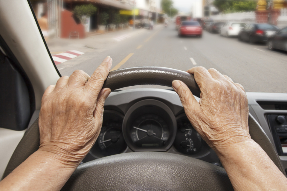 「衝突防止安全装置・モービルアイ」、高齢ドライバーの運転習慣を劇的に改善し、追突事故ゼロを実現 1番目の画像