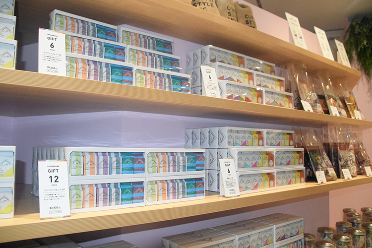 UCC上島珈琲が新業態店を下北沢駅にオープン！「コーヒーと合わせて美味しいもの」分かりやすく 2番目の画像