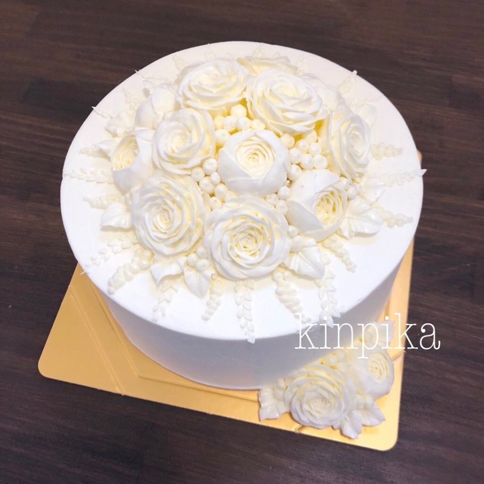 長野のオーダーケーキ専門店が生んだ純白フラワーケーキが話題　製作者が大切にする想いとは 5番目の画像